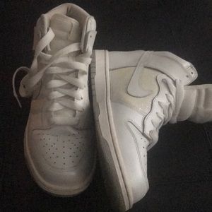 Niki Hi Top Tennis  size 9
